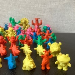 ウルトラ怪獣消しゴム Ⓟ刻印有り 60体の画像