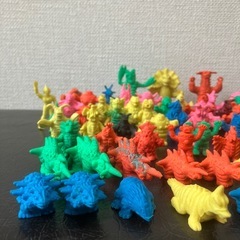 ウルトラ怪獣消しゴム Ⓟ刻印有り 60体の画像