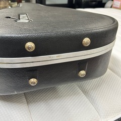 Ovationギターハードケースの画像