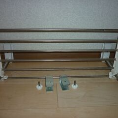 キッチン 伸縮 吊戸下はさみ棚 横幅 80～90cm (中古)の画像