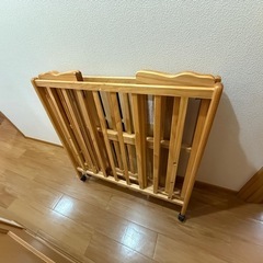 ベビーベッド