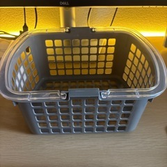 かご　カゴ　入れ物　ポーチ