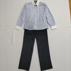 子供用スーツのセットの画像