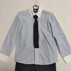 子供用スーツのセットの画像