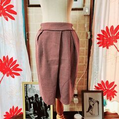 【予約】 5/7に取消予定】ARMANI COLLEZIONI(アルマーニコレツォーニ) と スカート