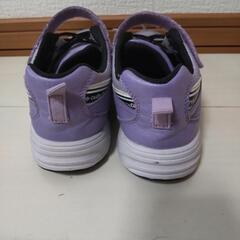 スニーカー ２０cmの画像