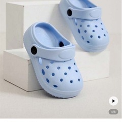 クロックス　サンダル　　新品タグ付　おまけ付き　ポケモンの画像