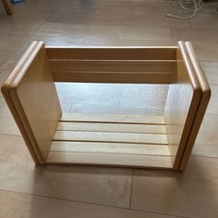 本棚　仕切り棚　伸縮式