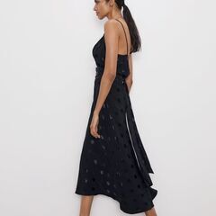 ZARA トップス / ワンピース 各種の画像