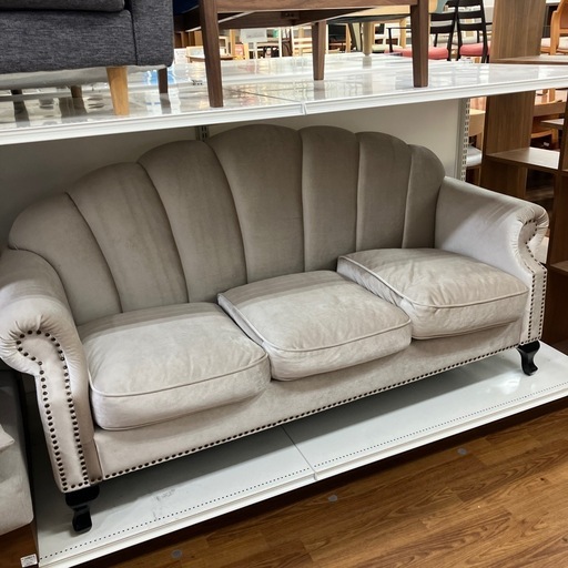 3人掛けソファー　シェル型　アンティーク調　27500円