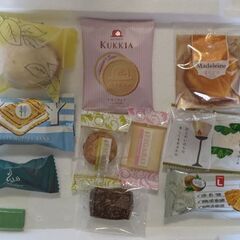 万博、 大阪 、博多、ドバイ、北海道土産など色々あまりスーパーで売ってないお菓子等（39個）209円〜10円の画像
