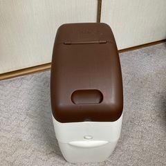 おむつ用ゴミ箱 アップリカ