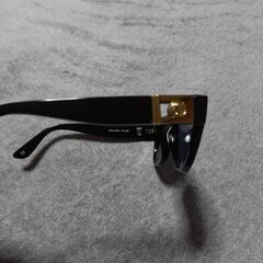 VERSACEサングラスの画像