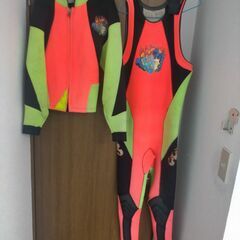 　無料！　差し上げます！　ウェットスーツ