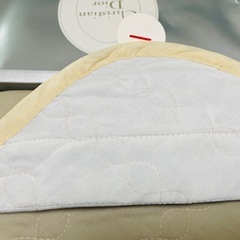 Chistian Dior クリスチャンディオール　コタツラグ上掛けの画像