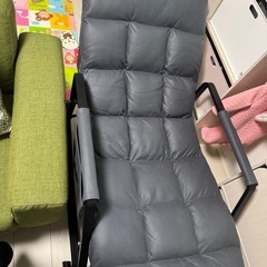 ロッキングチェア  リラックスチェア 揺れる 椅子 リクライニングソファ 5段階 座椅子 ベッド 角度調節 高座椅子 肘掛け シングルソファー の画像