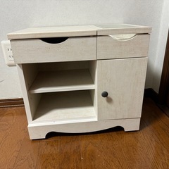 
ニトリ ドレッサー