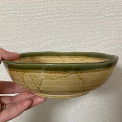 食器　4点セット　茶碗　おかず皿の画像