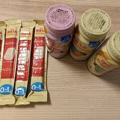 液体ミルク、固形ミルクの画像