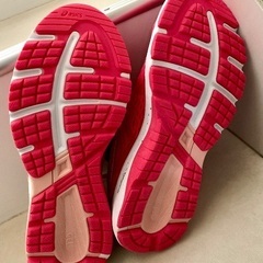 asicsランニングシューズ 未使用の画像