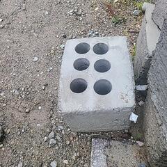 　土留に　モルタルブロックの画像