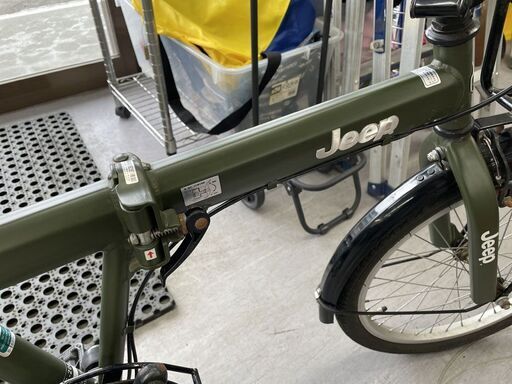 商談中 Jeep 折りたたみ自転車 20インチ ６段変速 シルバー 折り畳み 自転車 ジープ 札幌市手稲区 折りたたみ自転車 JE-206G LIGHT GRAY [外装6段 /20インチ] 2025年