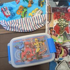 戦隊モノ　仮面ライダー　ゴーバスターズ　弁当箱　ハンカチの画像
