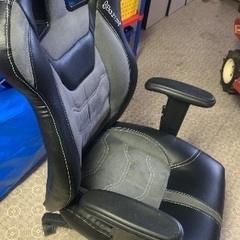 ゲーマーチェアーの画像