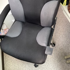 事務所の椅子 の画像