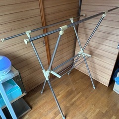 【お譲り先決定】伸張式　洗濯物干しラック　物干し竿　の画像