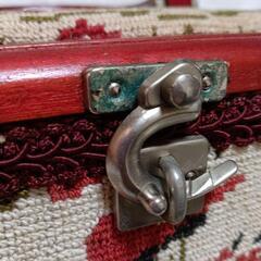 海外製 ハンドメイド 化粧箱の画像