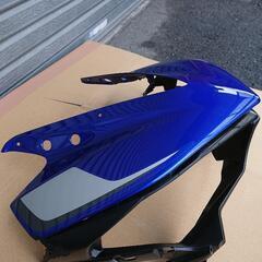 ヤマハYZF-R25アッパーカウルの画像