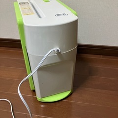 ロアス LOAS パーソナルシュレッダ クロスカット LSE-701の画像