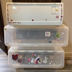 (上からも横からも開け閉め可能)収納ケースの画像