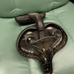 自転車サドル背もたれ付の画像