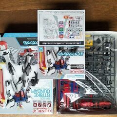 ガンダムプラモのセットです。の画像