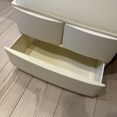 プラスチック棚ケースの画像