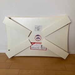 【お値下げ】折りたたみテーブル　白の画像