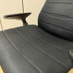 ハーマンミラー X ロジクールG エンボディゲーミングチェア ブラックの画像
