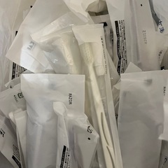1個あたり30円　髭剃りになります。大量です！ まとめてお譲りし...