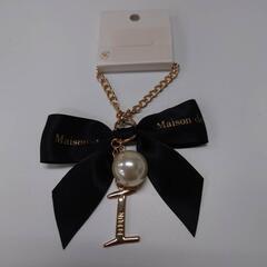 新品Maison de FLEUR リボンチャーム