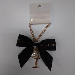 新品Maison de FLEUR リボンチャームの画像