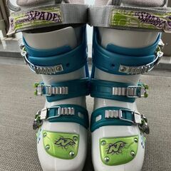 Nordikaレディーススキー靴