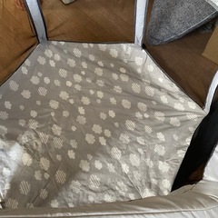 ベビーサークル　折りたたみ式