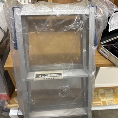 はしご兼用脚立の画像