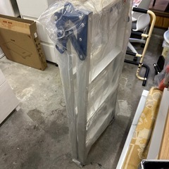 はしご兼用脚立の画像