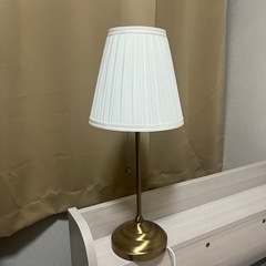 IKEA  テーブルランプ