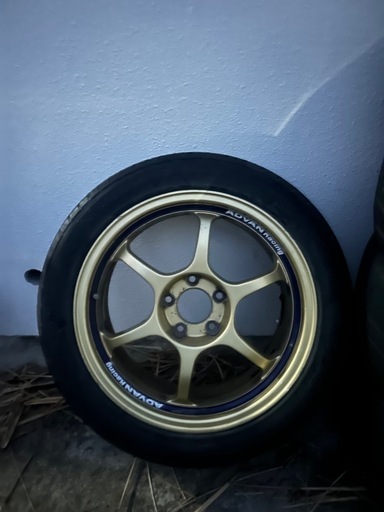 17インチホイールアドバン