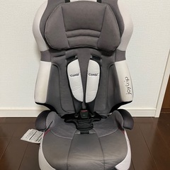 コンビチャイルドシート