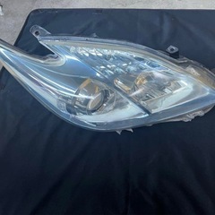 トヨタプリウス 30 純正ヘッドライト左右セット (kimali65) 横浜